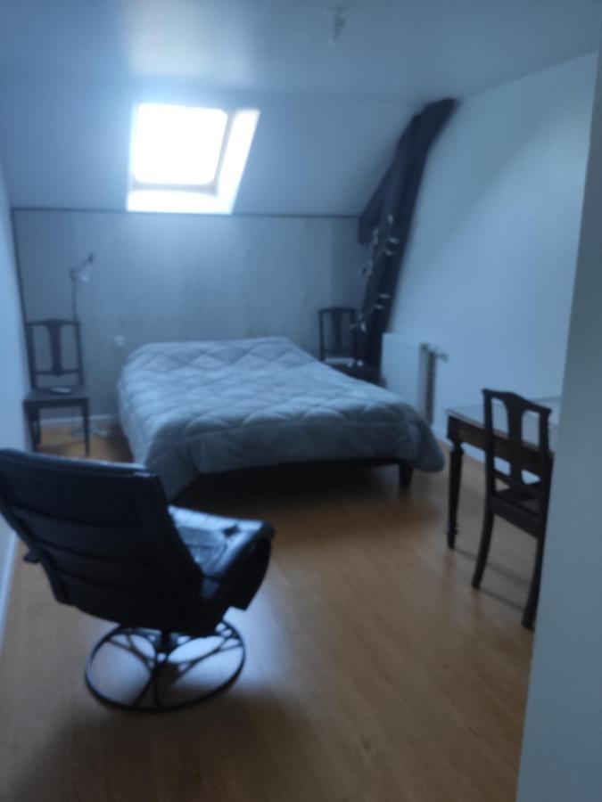 Bienvenue Chez Joelle Et Andre Au 207 Bed & Breakfast Balaze Ngoại thất bức ảnh